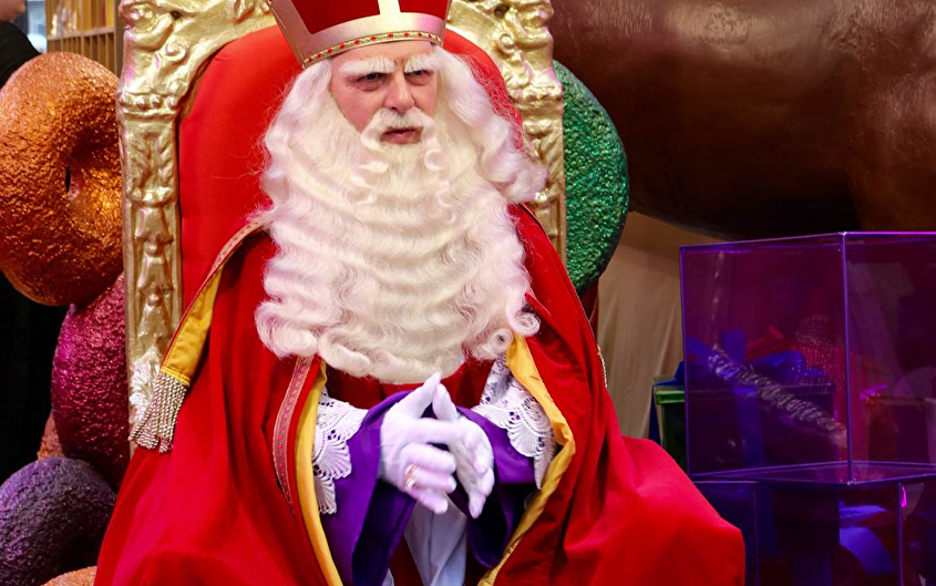 Sinterklaas bij Designer Outlet Roosendaal