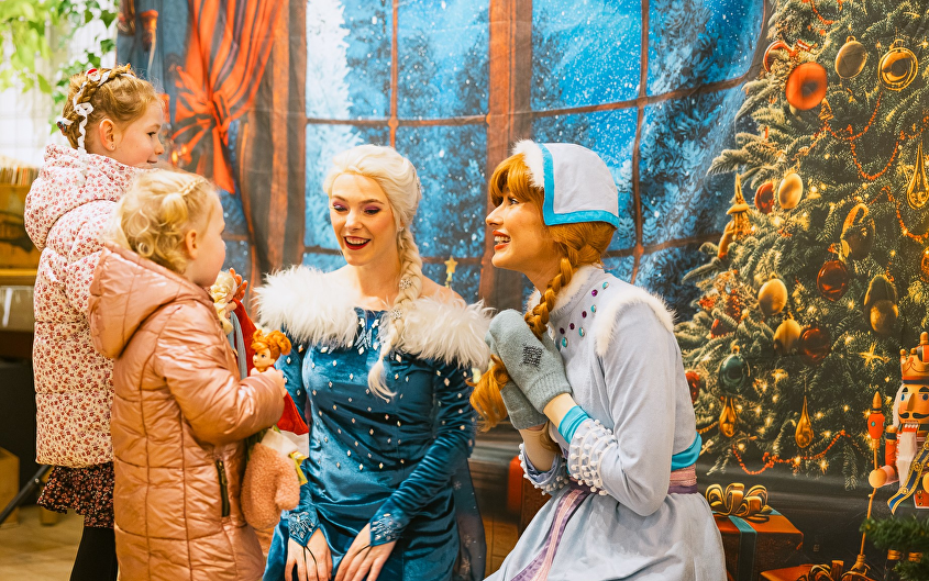 Meet & Greet met De Sneeuwzusjes