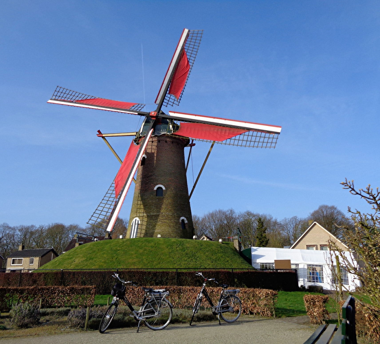 Molen De Hoop, Sprundel