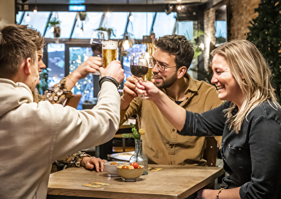 Meer dan 30 gezellige cafés
